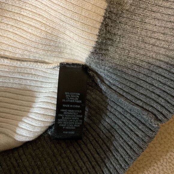 Express Womens Stripe Off Shoulder Cotton Blend Knit Sweater Gray White Size XS - Picture 3 of 8